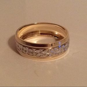 ❤️TECHNIBOND 2-TONE DIAMOND CUT RING, SIZE 7, NWT